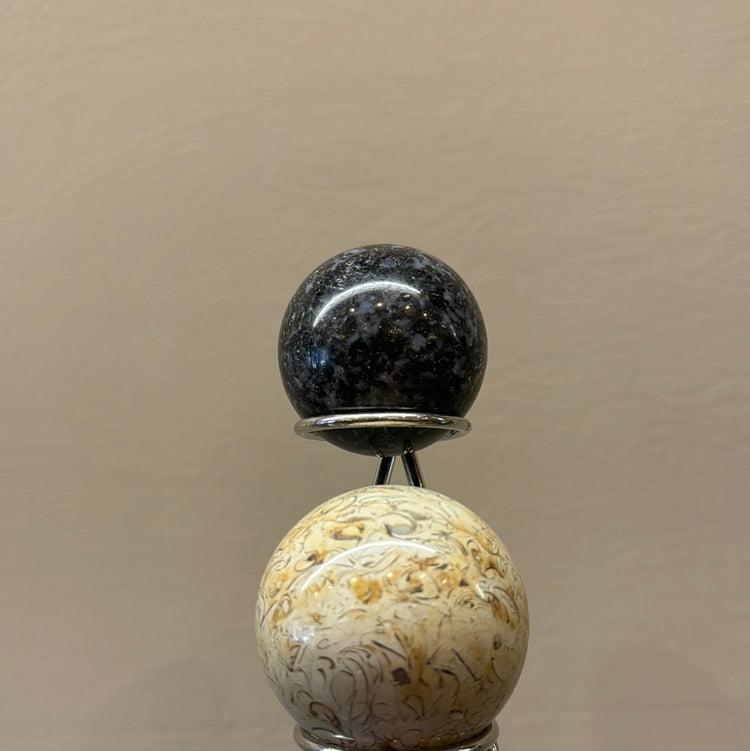 $25 Spheres