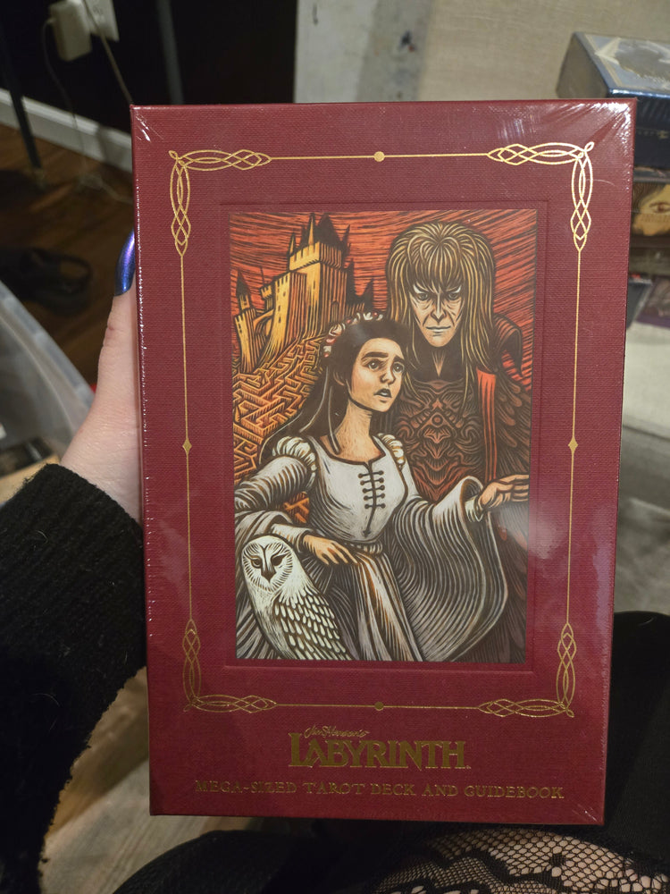 The Labyrinth Mega-Sized Tarot Deck and Guidebook