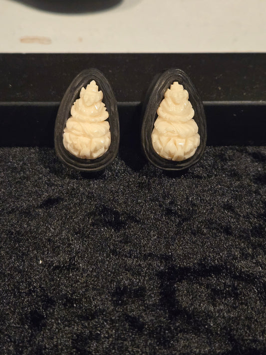 20mm Plugs