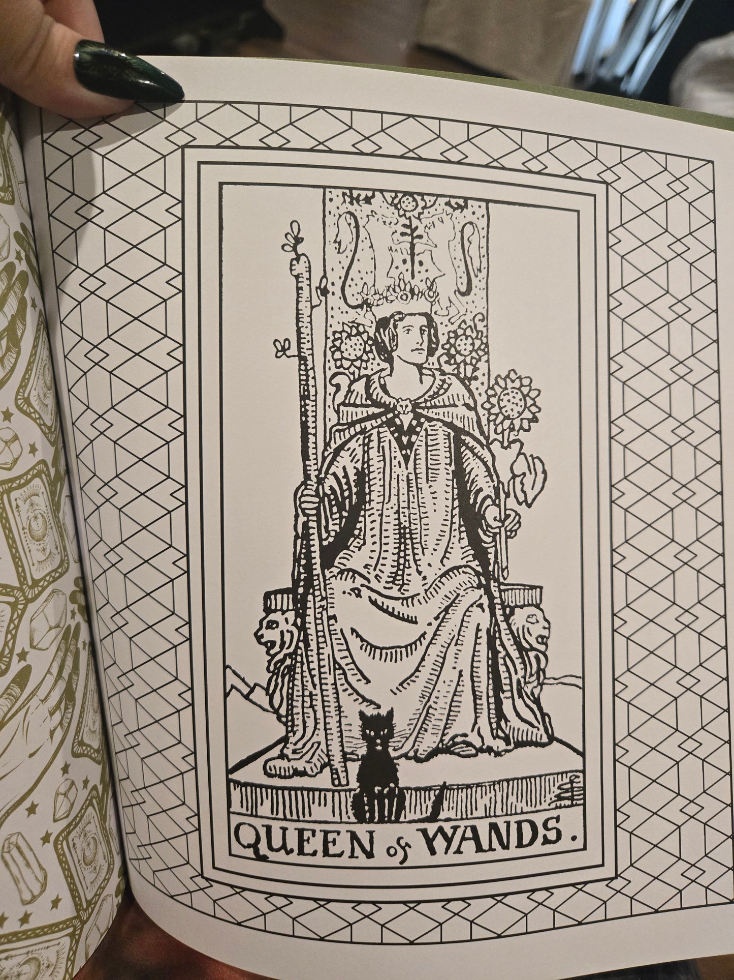 Tarot Coloring Book: Color Your Way to Unlock & Explore your Magickal Intuition