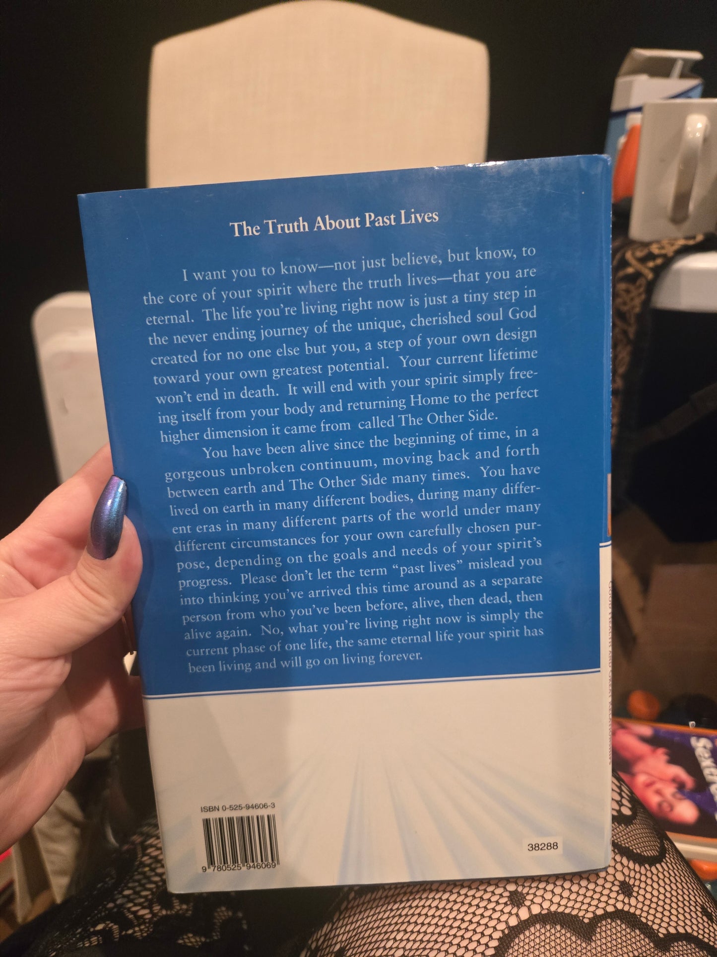 Past Lives, Future Healing: A Psychic Reveals the Secrets to Good Health and Great Relationships by Sylvia Browne